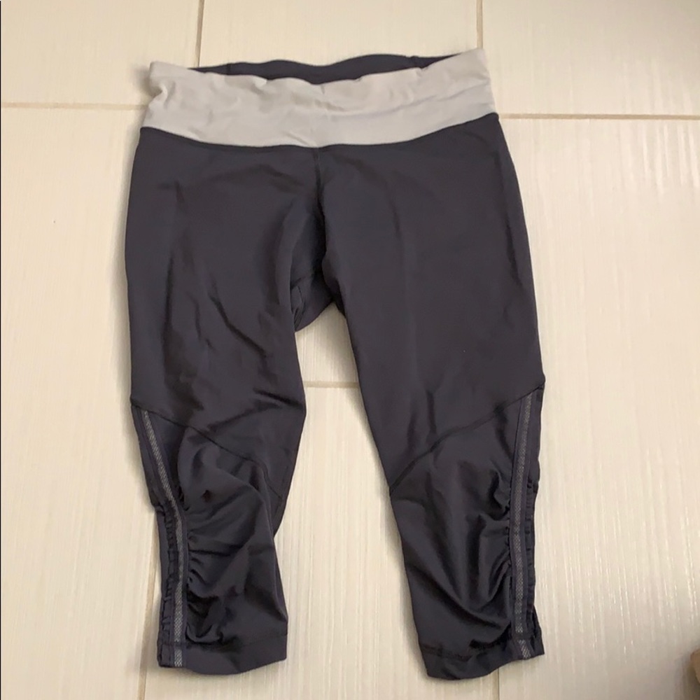 Lululemon crops